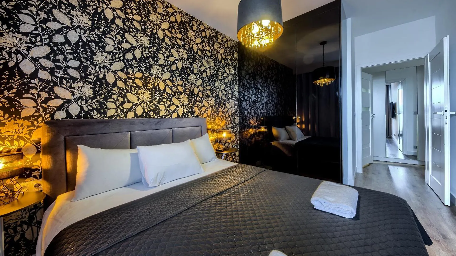 Apartment Kazou Residence Arkadia Warsaw Poland