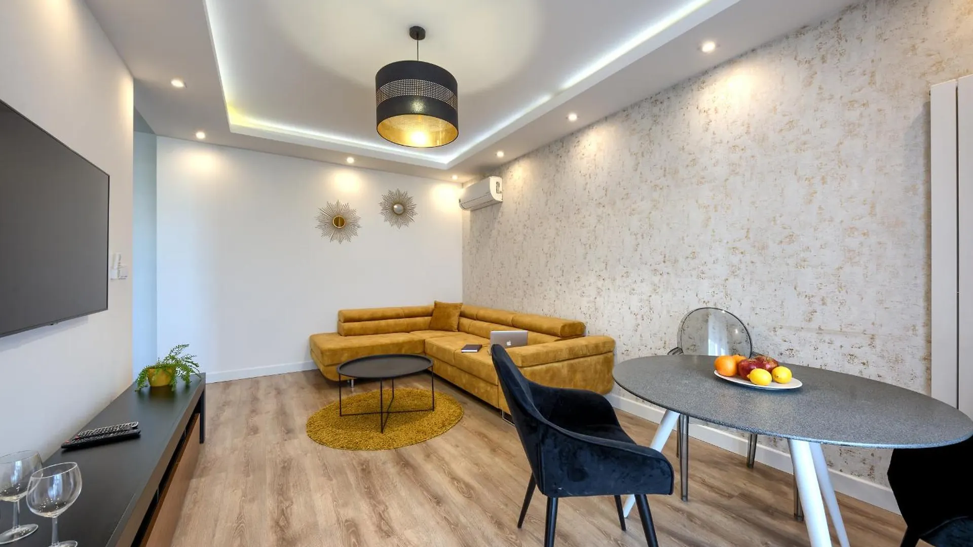 Apartment Kazou Residence Arkadia Warsaw Poland